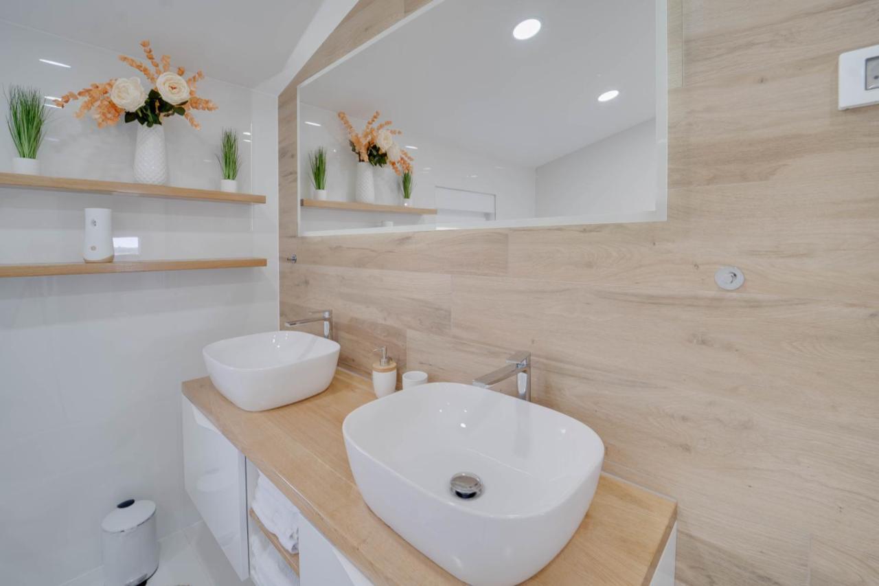 Black Diamond Apartment Vilanija Екстериор снимка