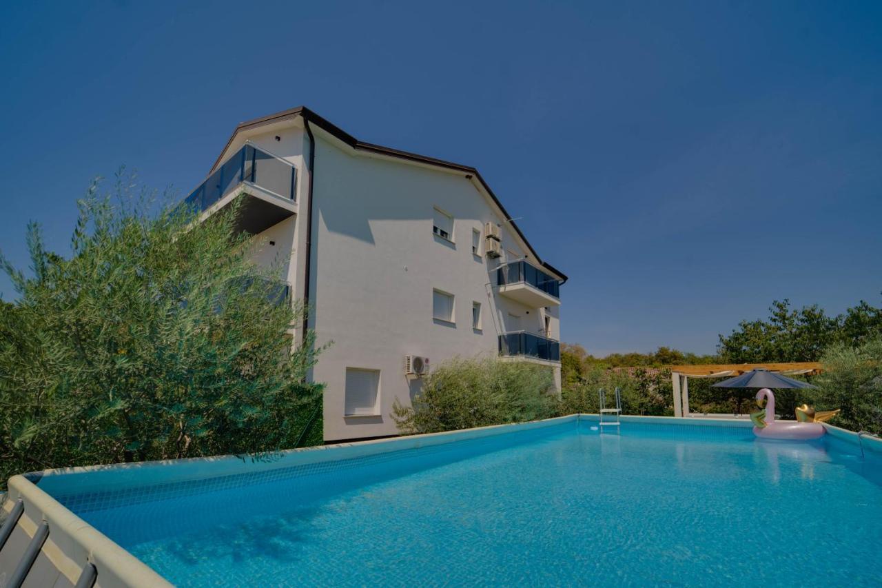 Black Diamond Apartment Vilanija Екстериор снимка